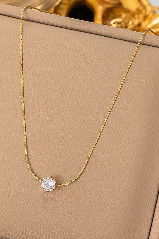 Minimal Anti Tarnish Necklace
