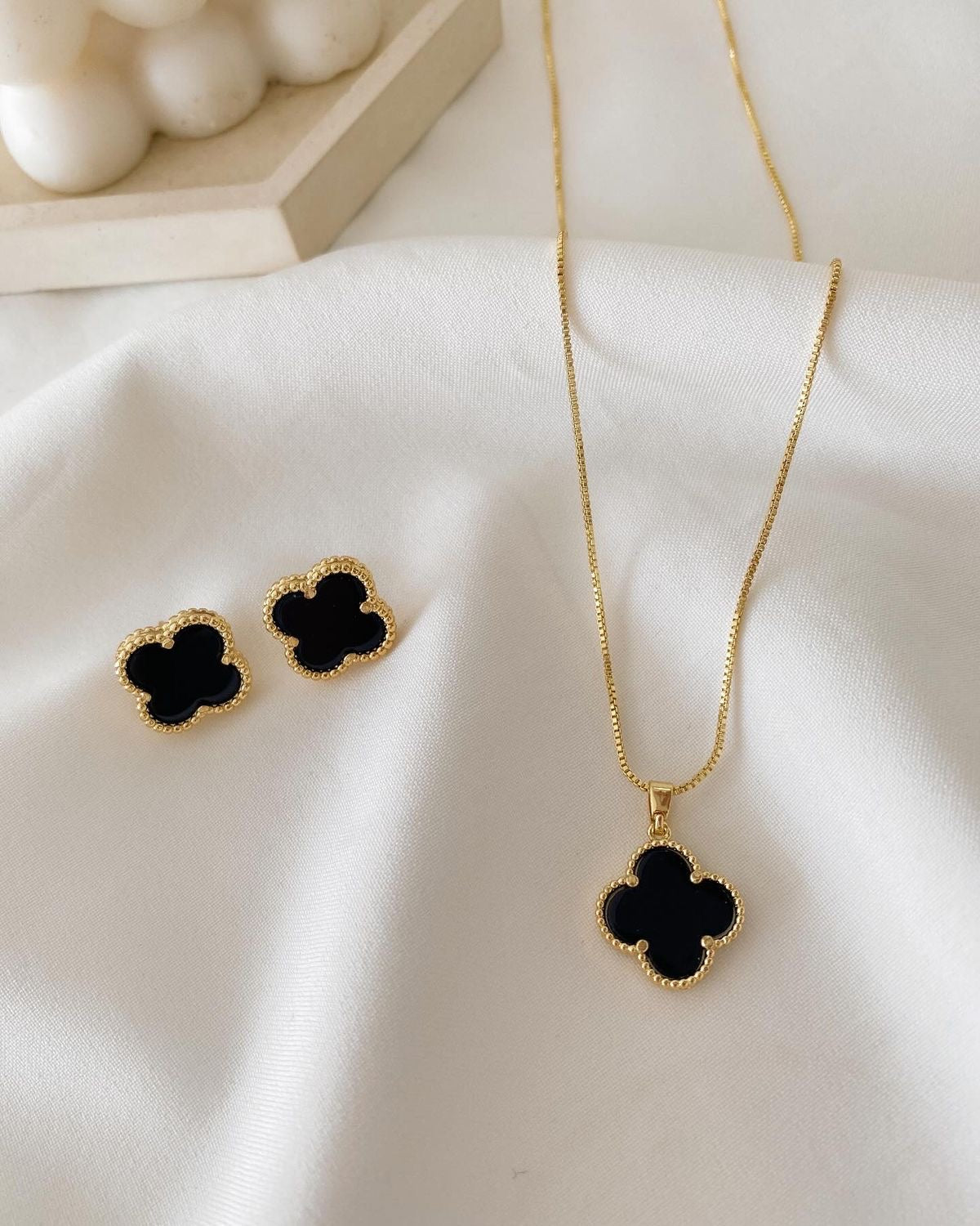 Clover Necklace & Earring